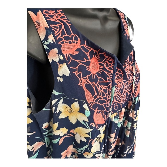 As U Wish Floral Tunic Swing Dress Size Large - Picture 4 of 7